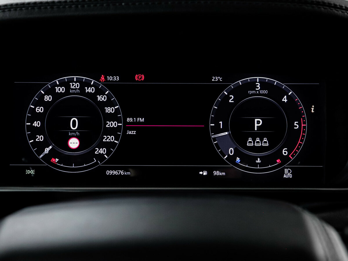 Land Rover Range Rover с пробегом — 2021 год. Фото: #10