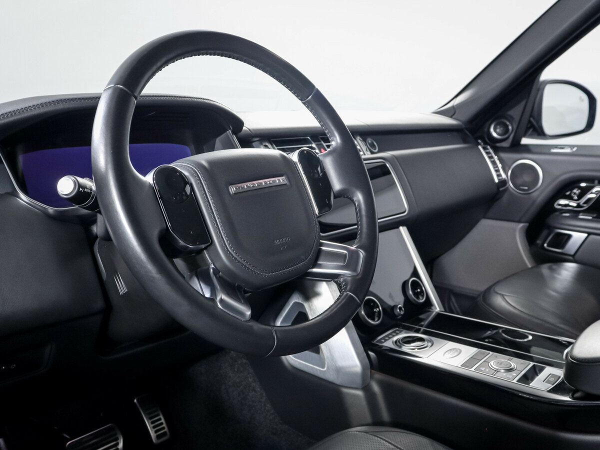 Land Rover Range Rover с пробегом — 2021 год. Фото: #12