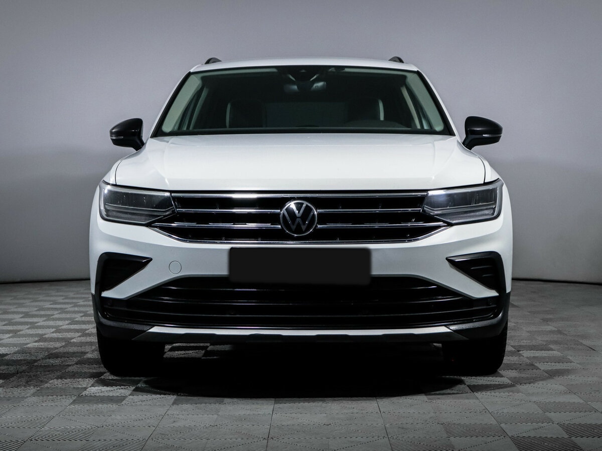 Volkswagen Tiguan с пробегом — 2021 год. Фото: #1