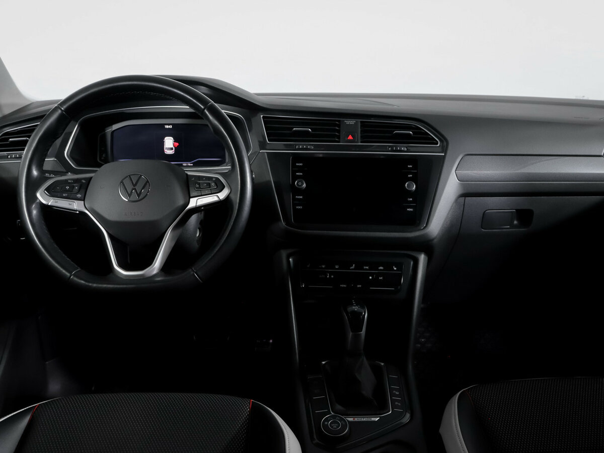 Volkswagen Tiguan с пробегом — 2021 год. Фото: #11