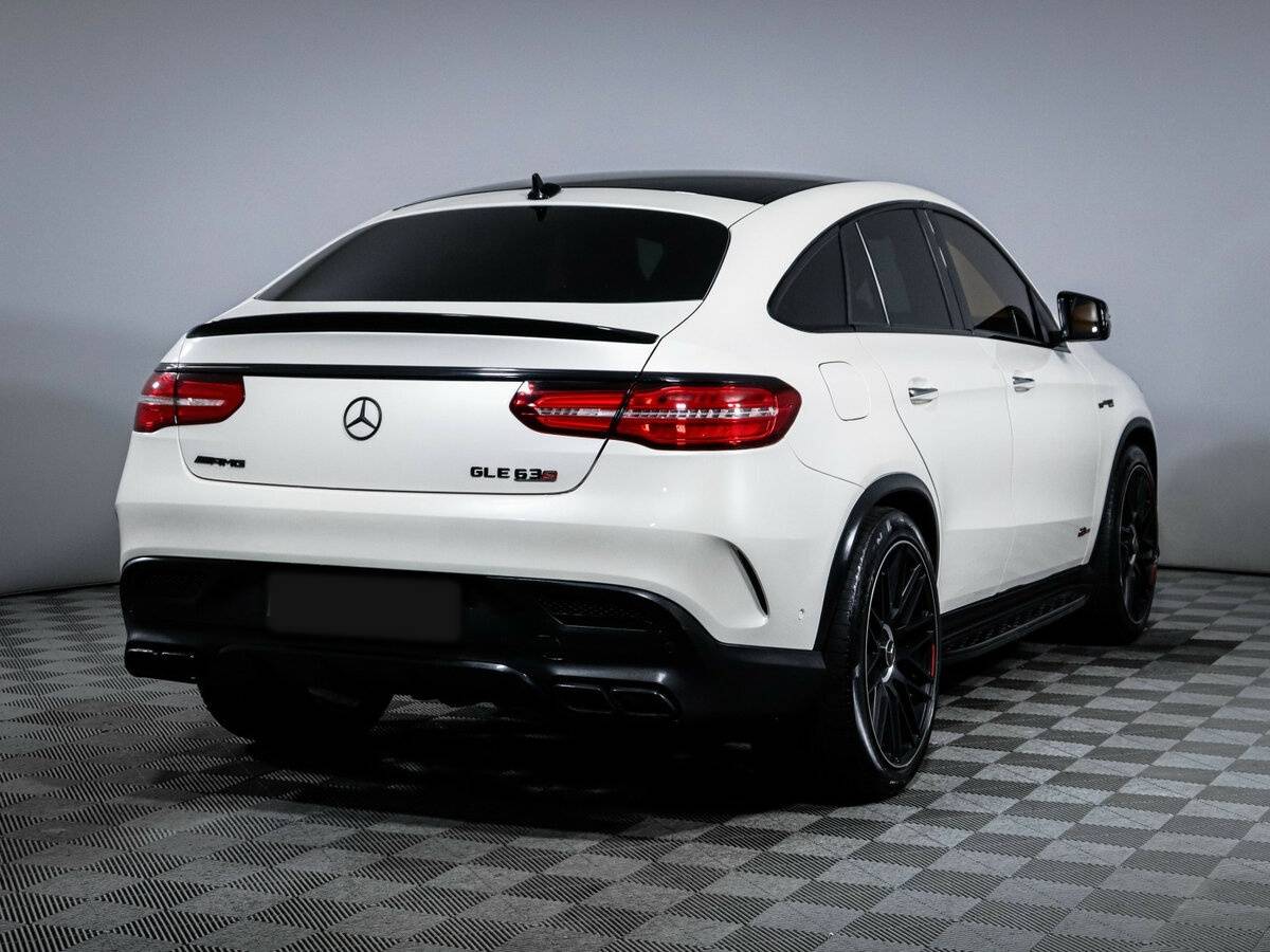 Mercedes-Benz GLE Coupe AMG с пробегом — 2017 год. Фото: #4