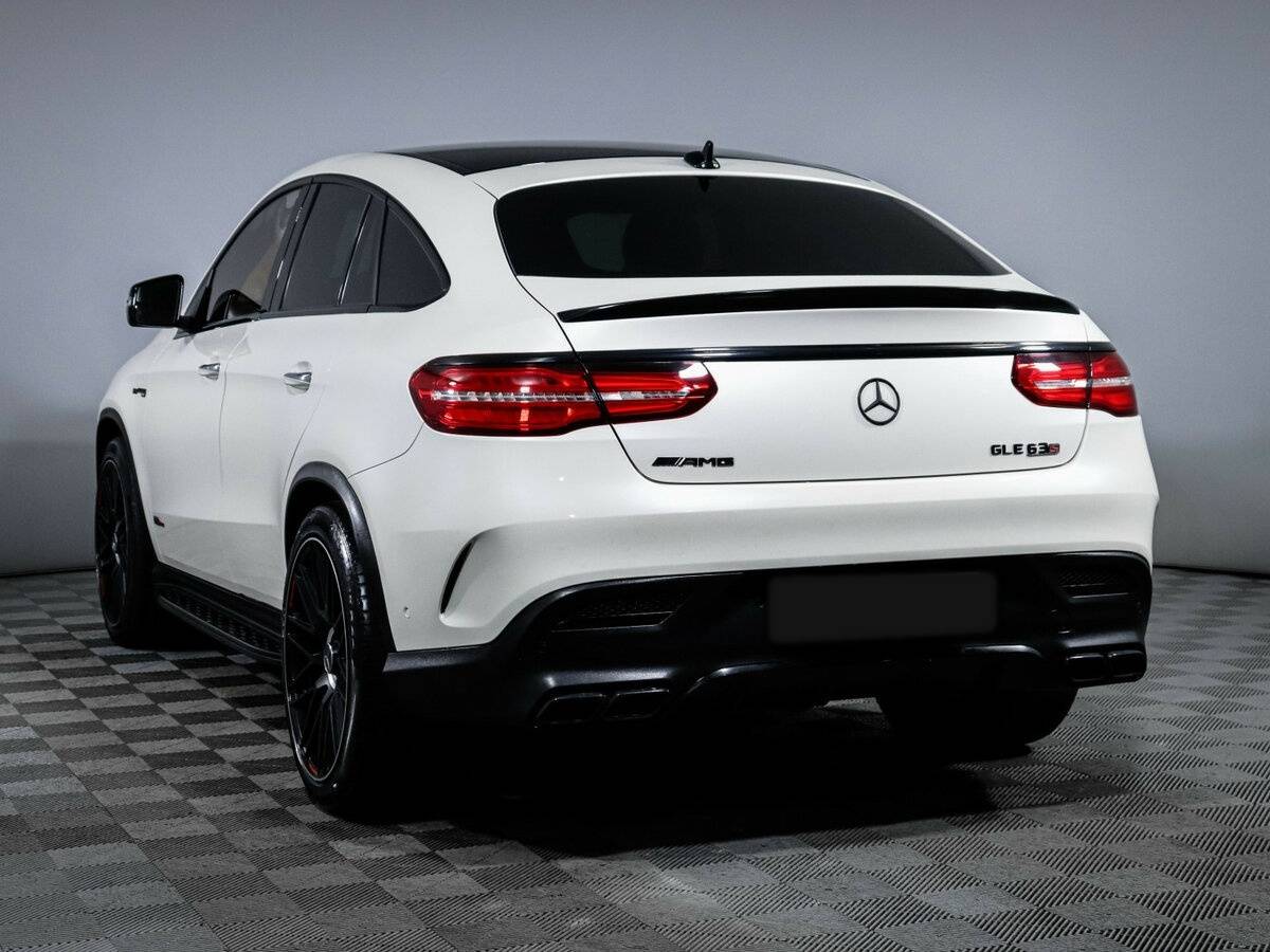 Mercedes-Benz GLE Coupe AMG с пробегом — 2017 год. Фото: #6