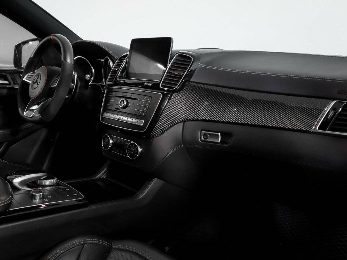 Mercedes-Benz GLE Coupe AMG с пробегом — 2017 год. Фото: #8