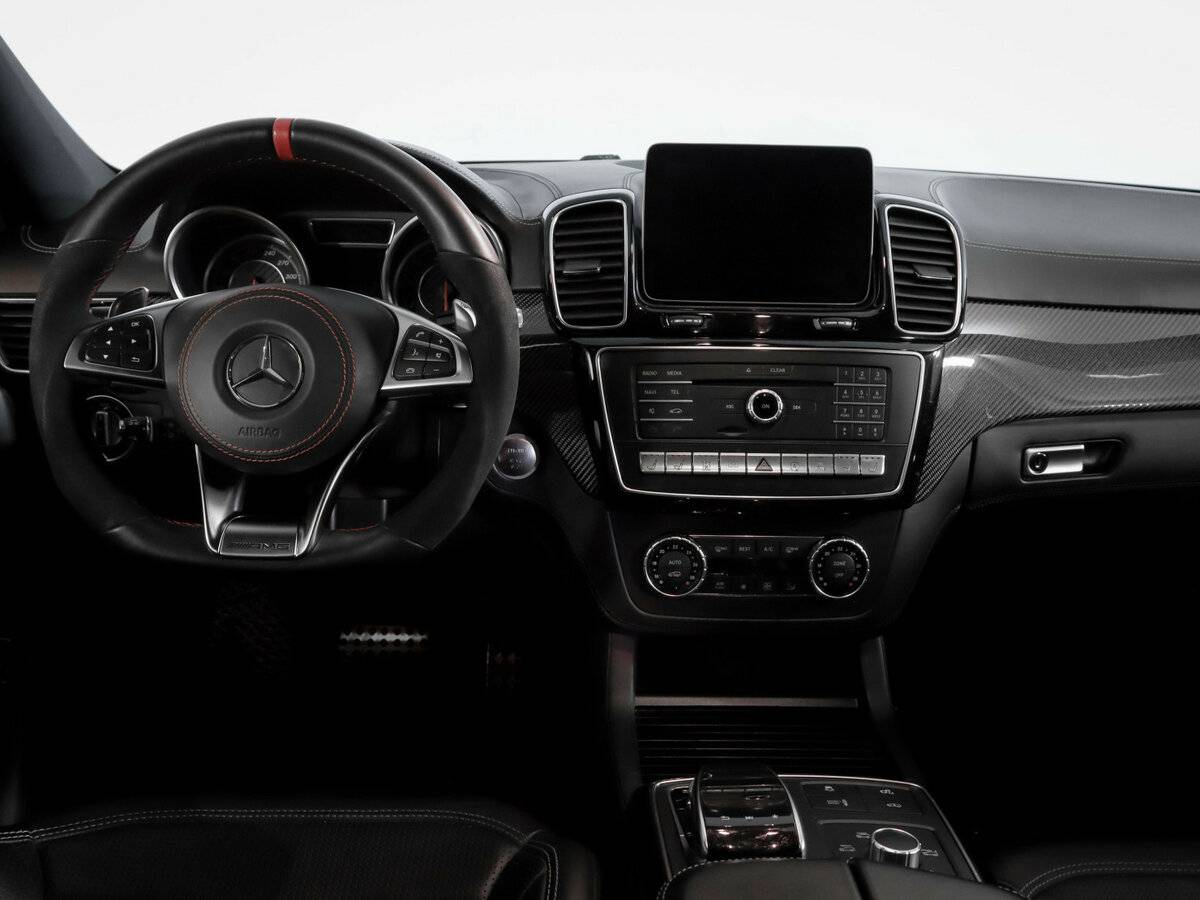 Mercedes-Benz GLE Coupe AMG с пробегом — 2017 год. Фото: #11