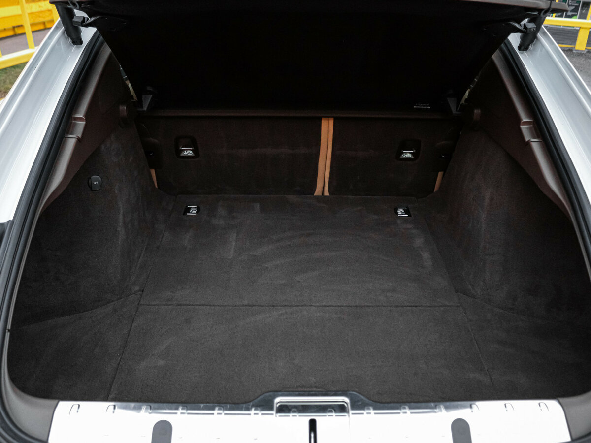 Porsche Panamera с пробегом — 2022 год. Фото: #14