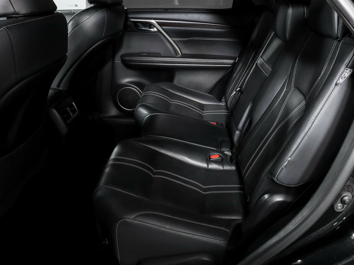 Lexus RX с пробегом — 2017 год. Фото: #9