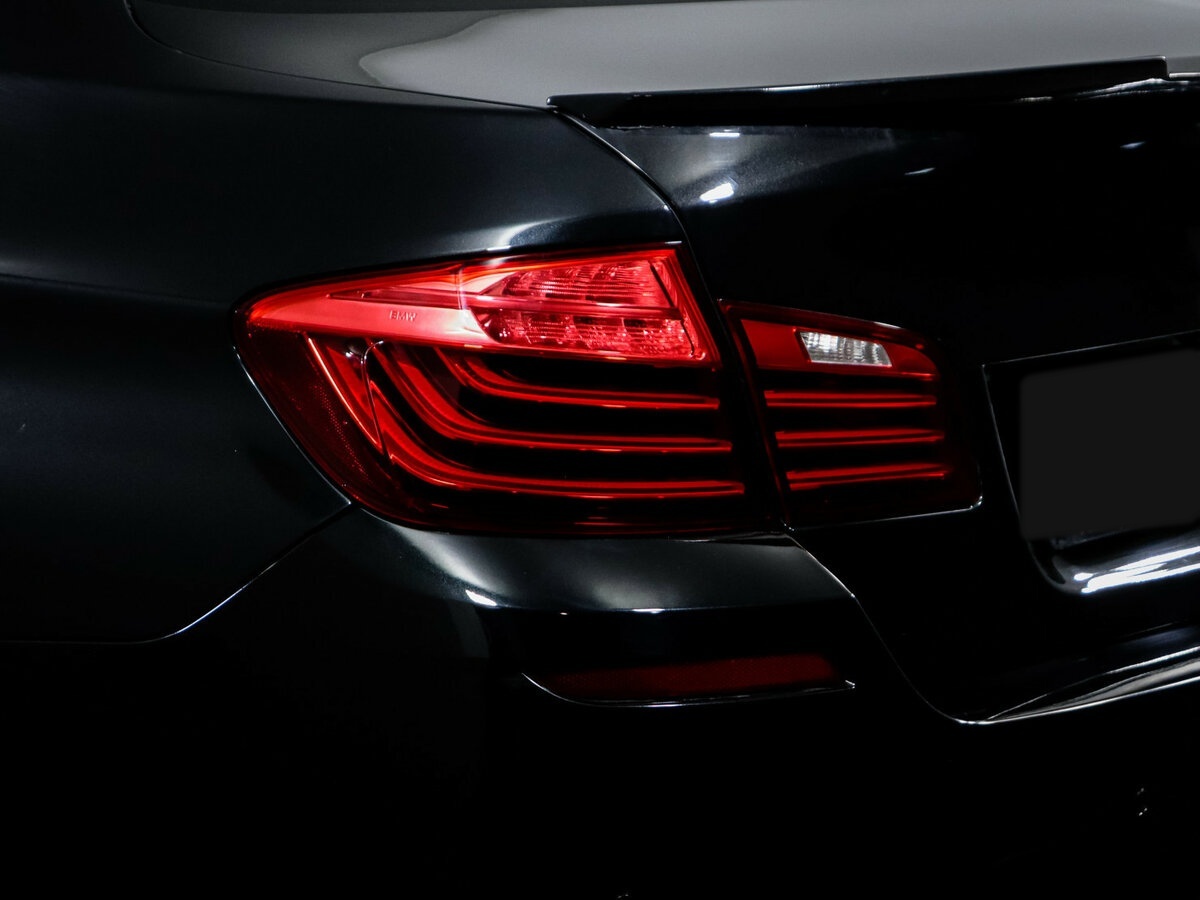 BMW 5 серии с пробегом — 2014 год. Фото: #16