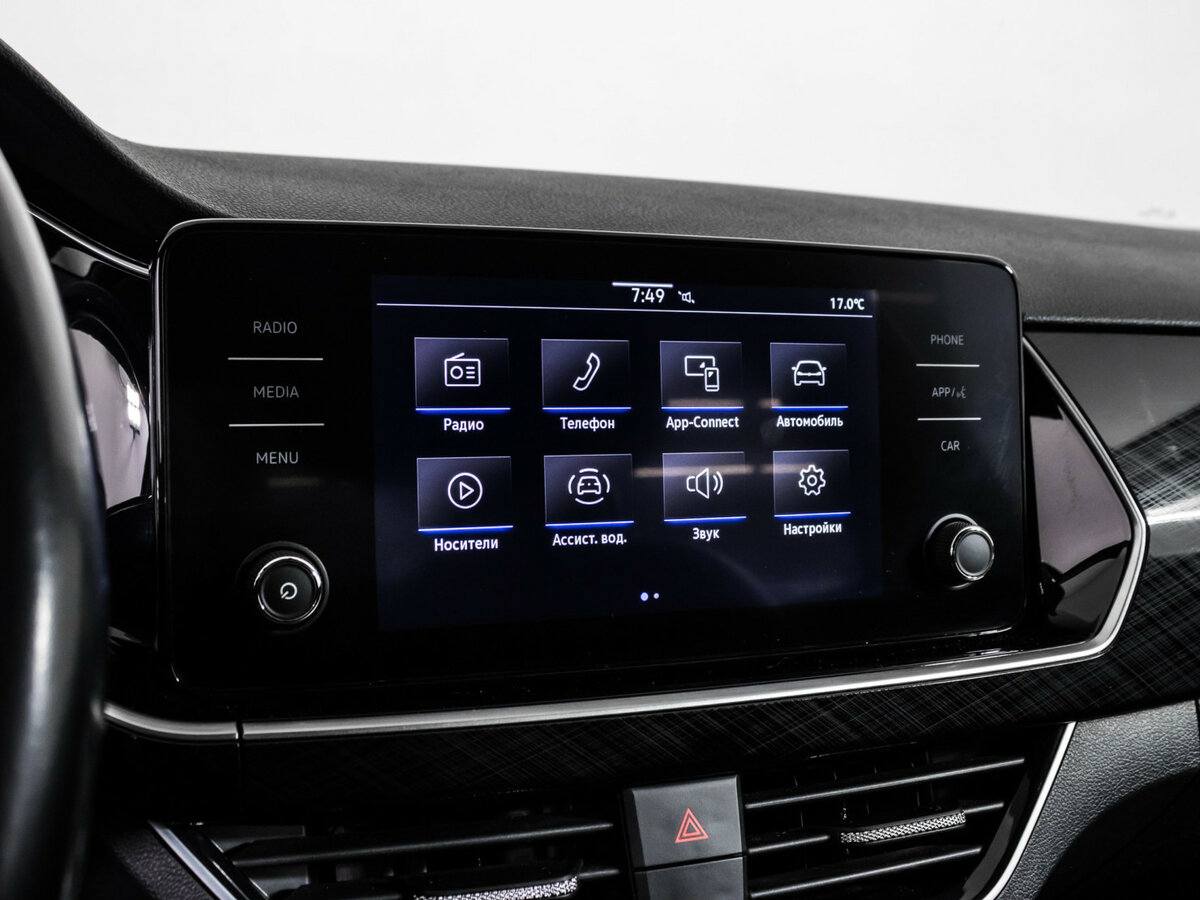 Volkswagen Polo с пробегом — 2020 год. Фото: #17