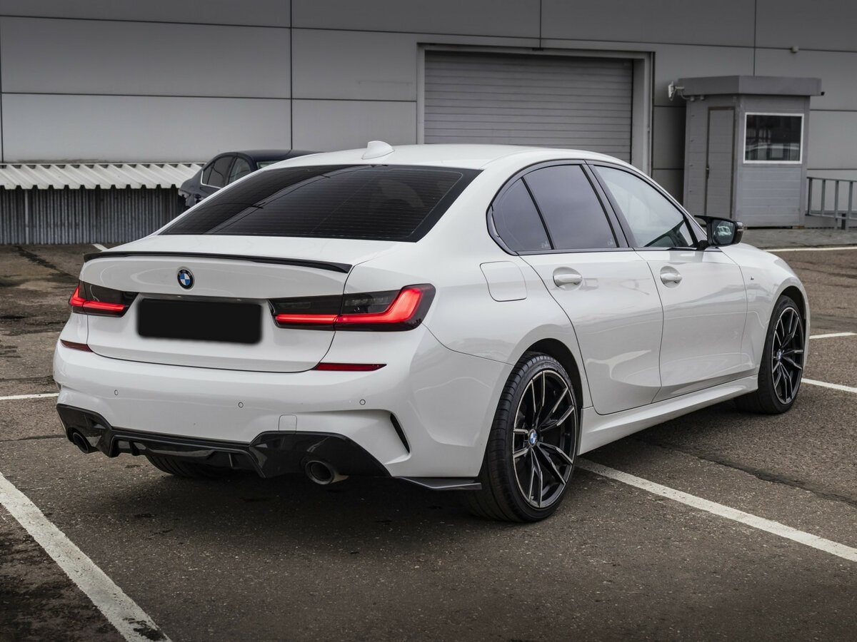 BMW 3 серии с пробегом — 2020 год. Фото: #5