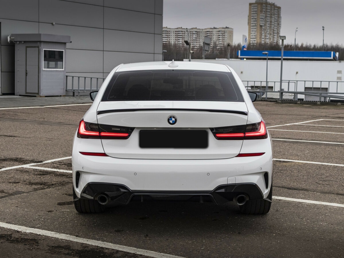 BMW 3 серии с пробегом — 2020 год. Фото: #6