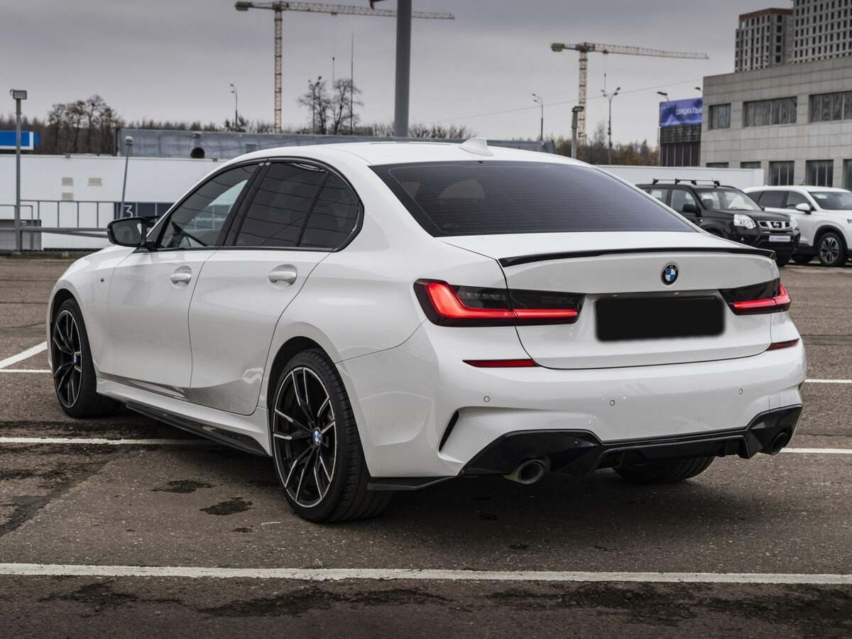 BMW 3 серии с пробегом — 2020 год. Фото: #7