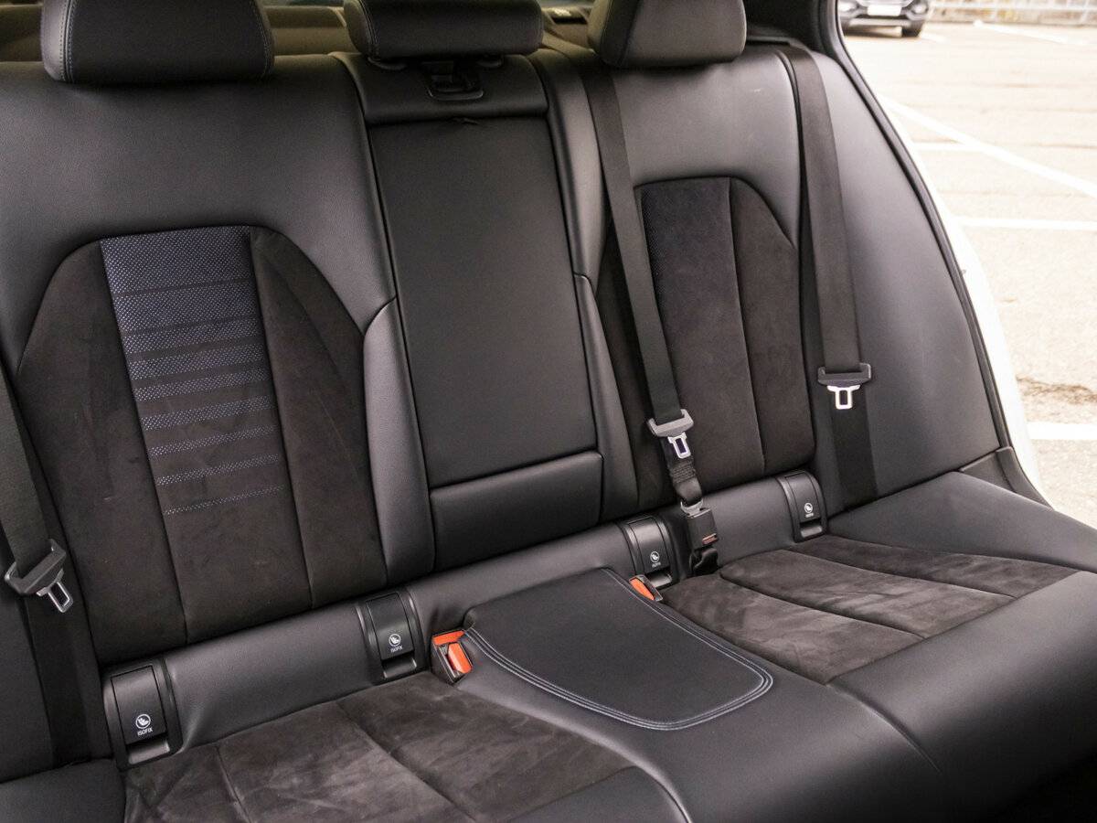 BMW 3 серии с пробегом — 2020 год. Фото: #11