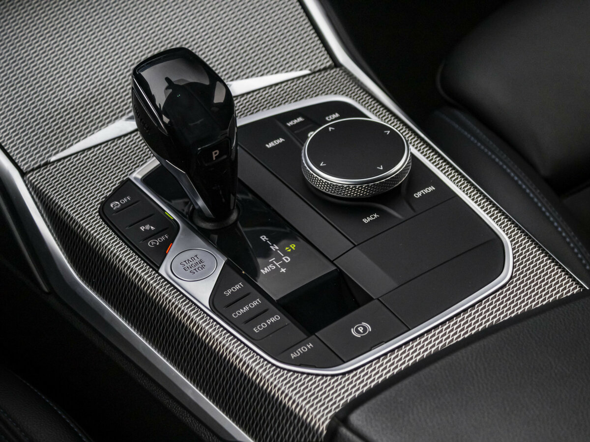 BMW 3 серии с пробегом — 2020 год. Фото: #17