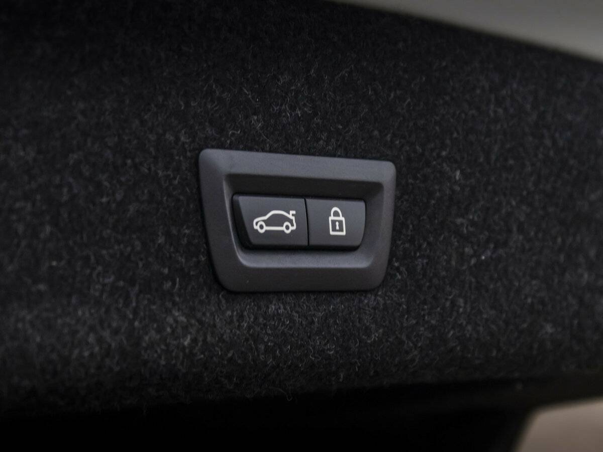 BMW 3 серии с пробегом — 2020 год. Фото: #21