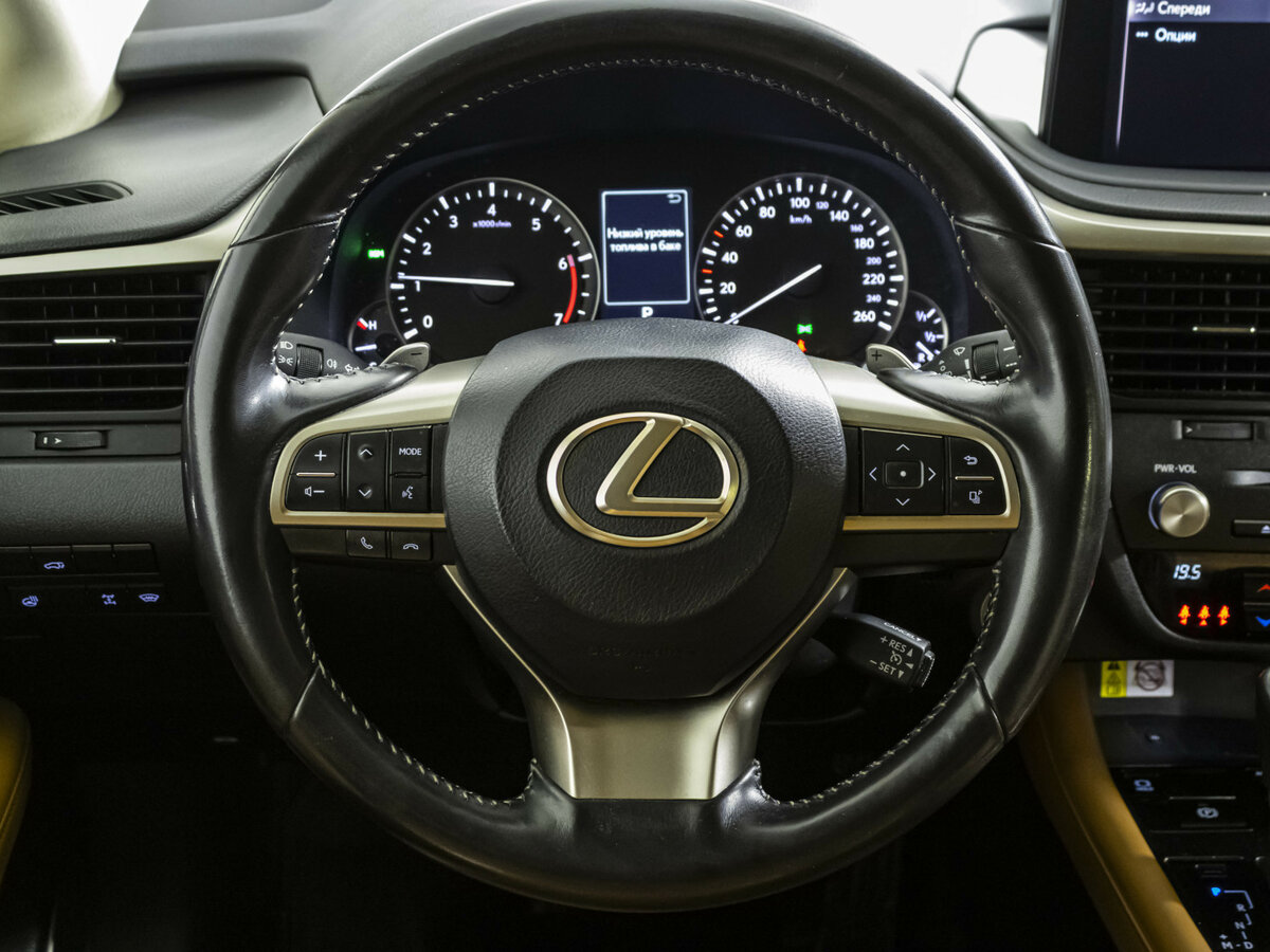 Lexus RX с пробегом — 2020 год. Фото: #8