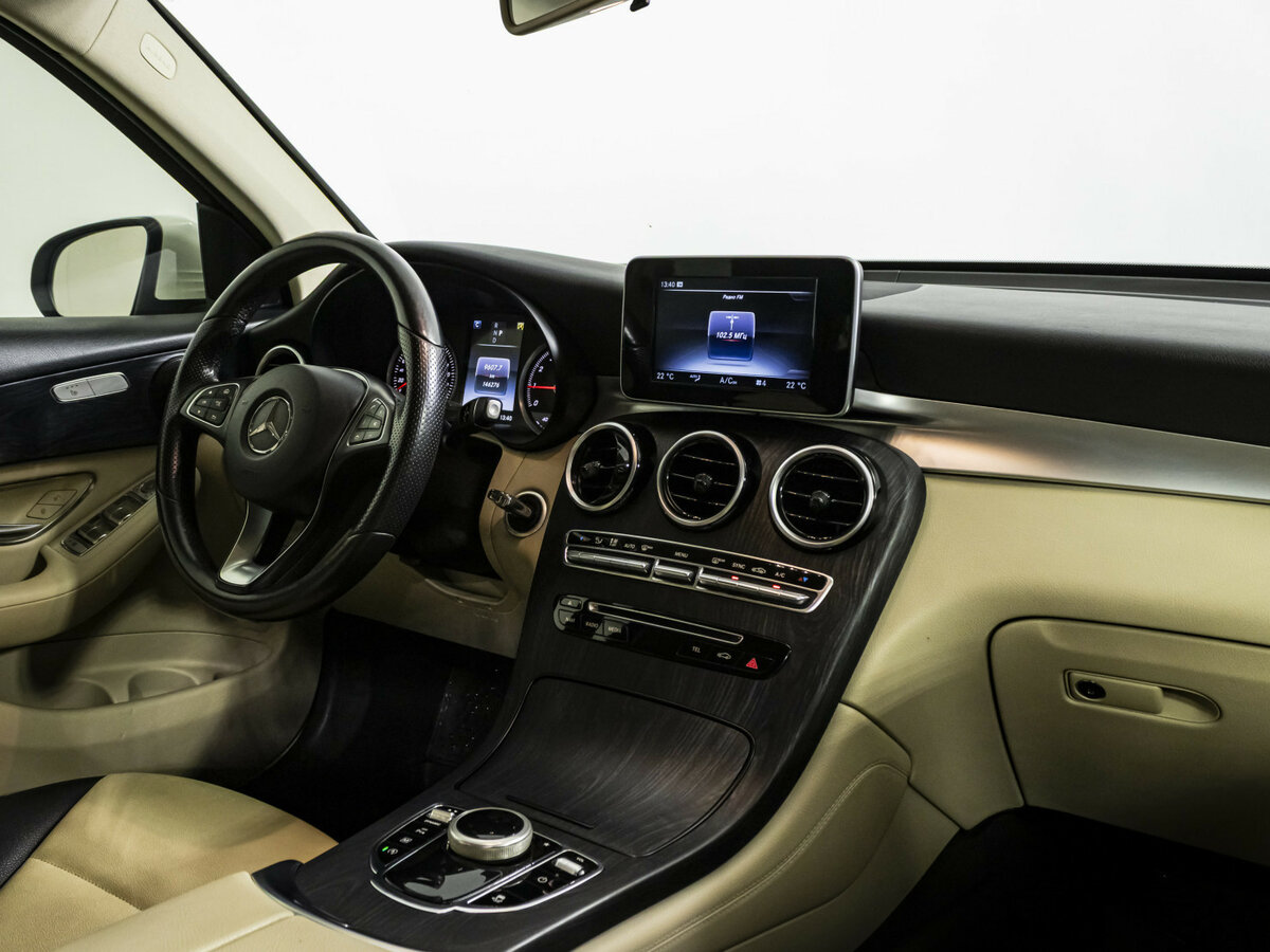 Mercedes-Benz GLC с пробегом — 2015 год. Фото: #6