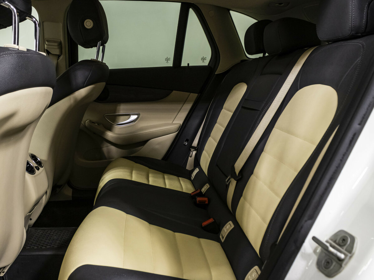 Mercedes-Benz GLC с пробегом — 2015 год. Фото: #10