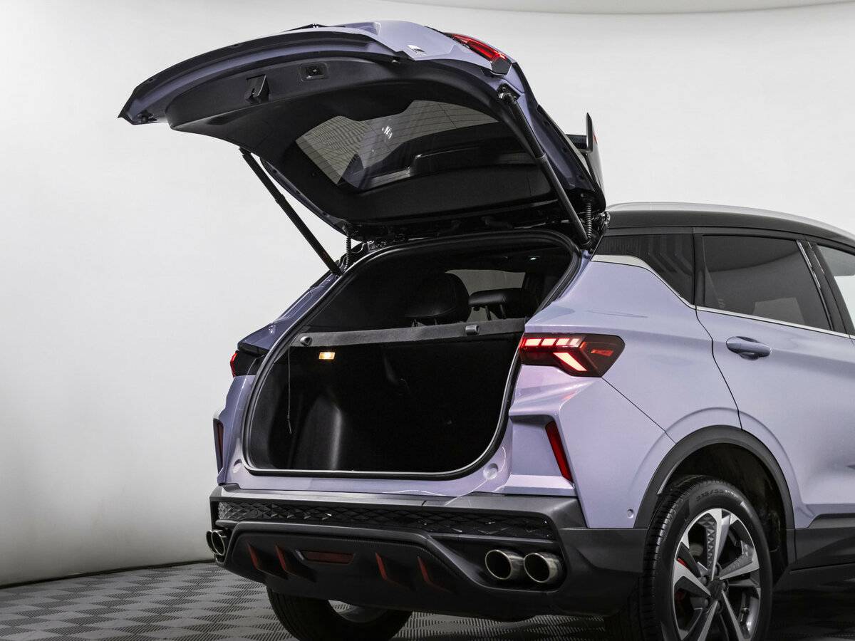 Geely Coolray с пробегом — 2023 год. Фото: #15