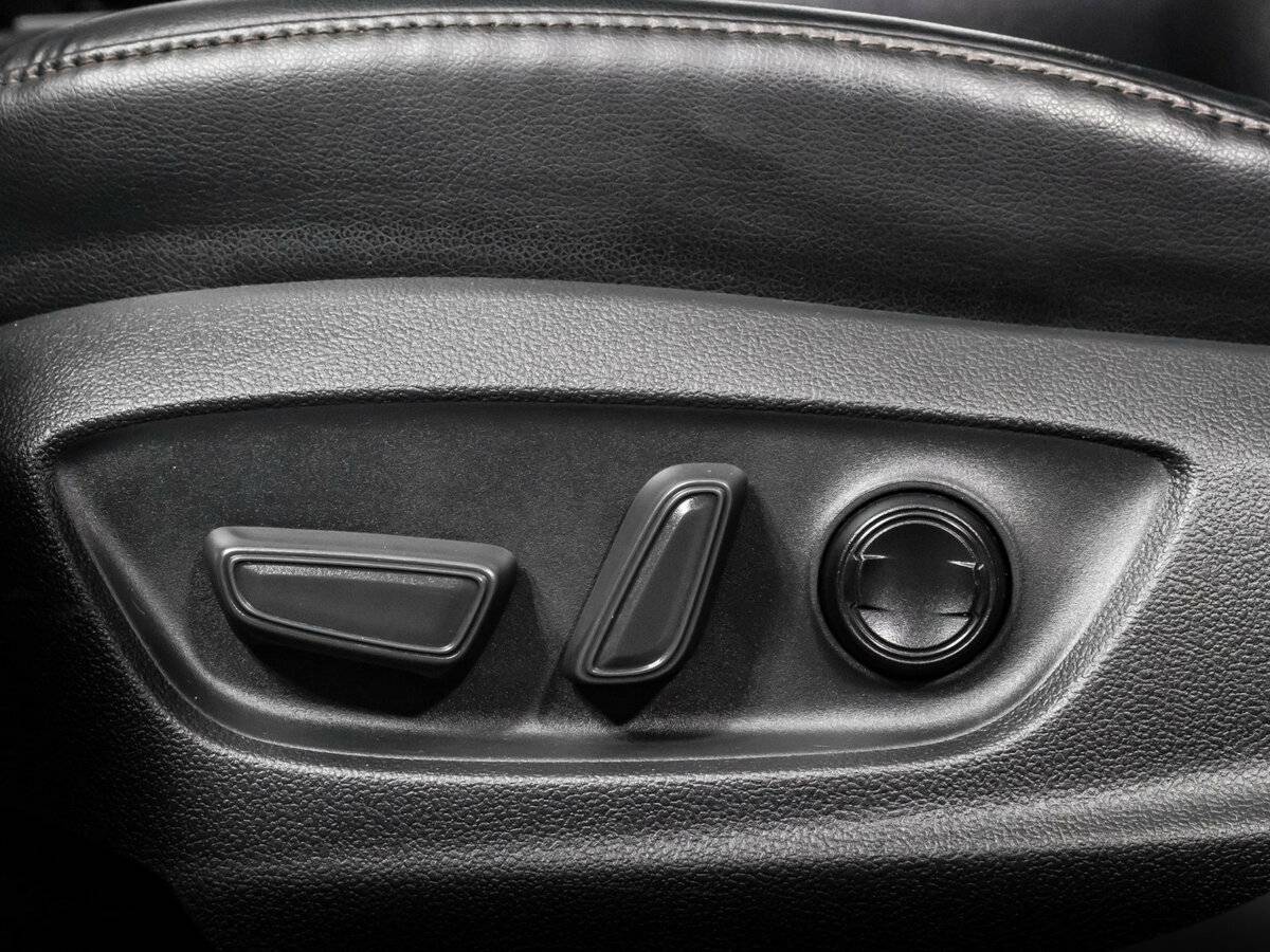 Toyota Camry с пробегом — 2022 год. Фото: #13