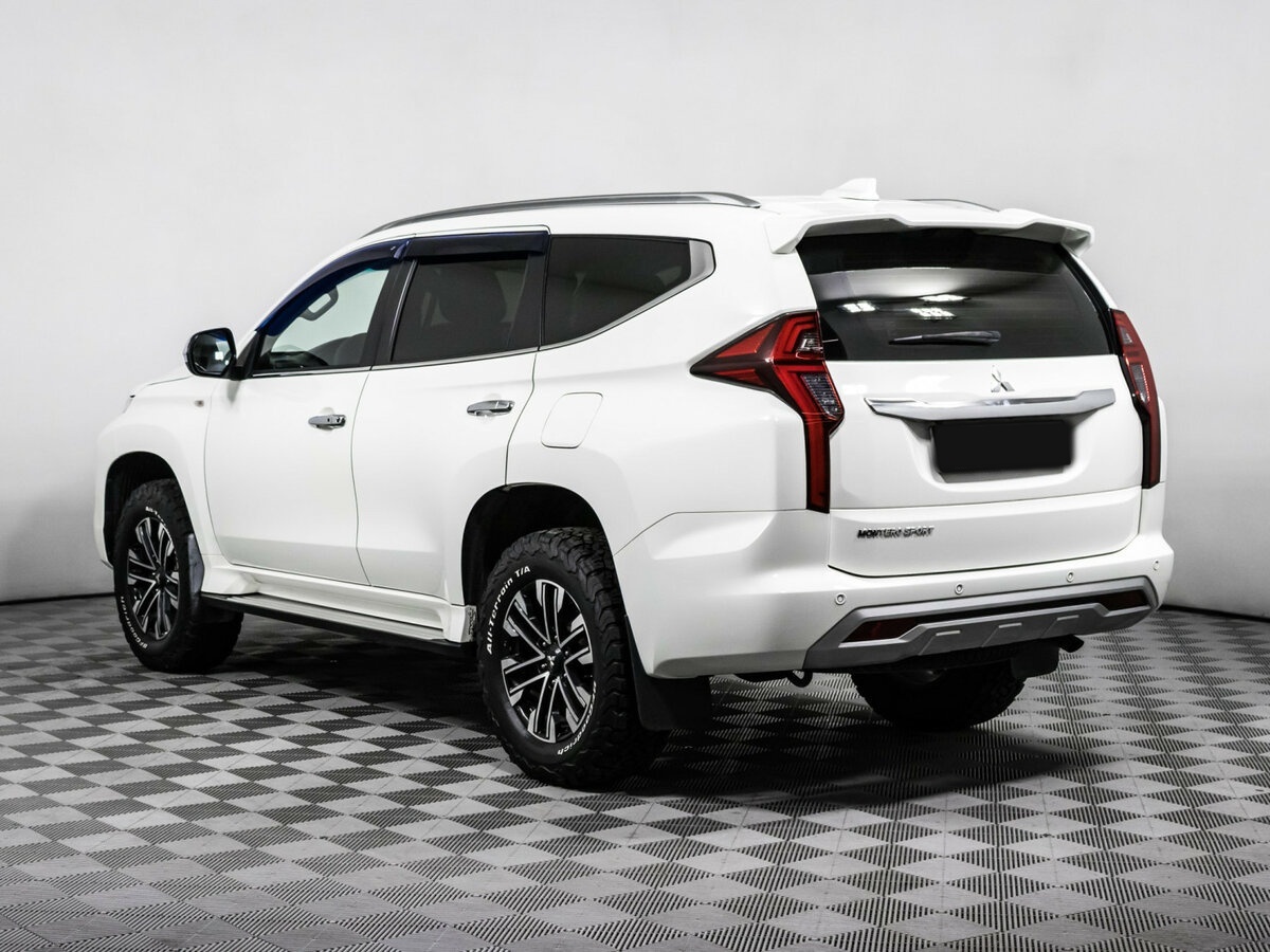 Mitsubishi Montero Sport с пробегом — 2022 год. Фото: #5