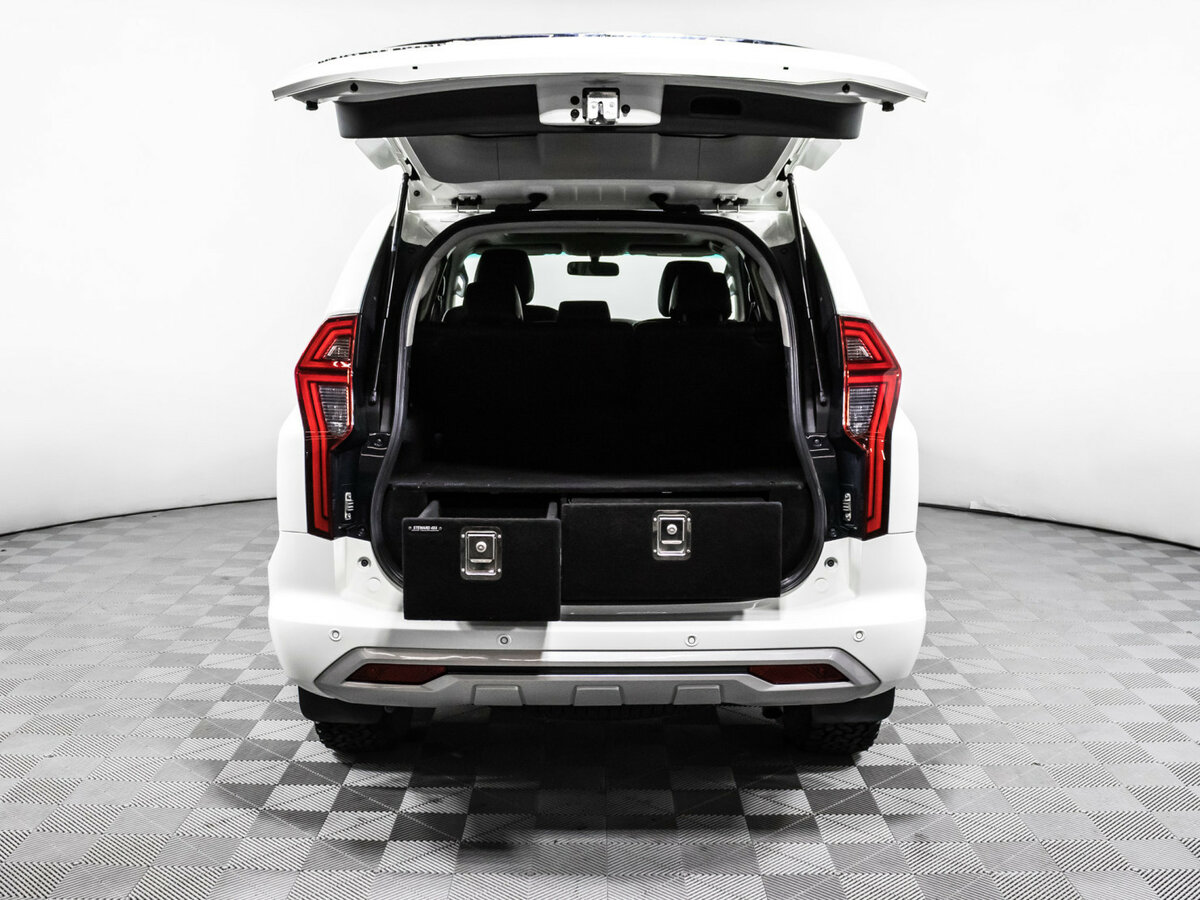 Mitsubishi Montero Sport с пробегом — 2022 год. Фото: #11