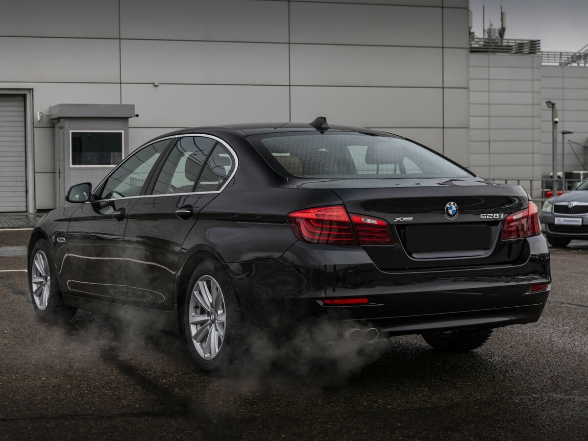 BMW 5 серии с пробегом — 2016 год. Фото: #6