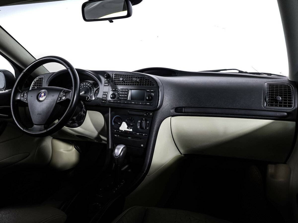 Saab 9-3 с пробегом — 2003 год. Фото: #6