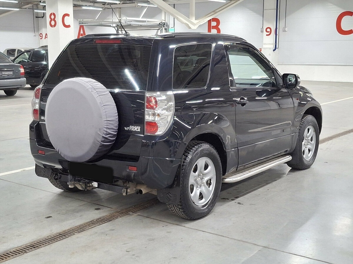 Suzuki Grand Vitara с пробегом — 2011 год. Фото: #4