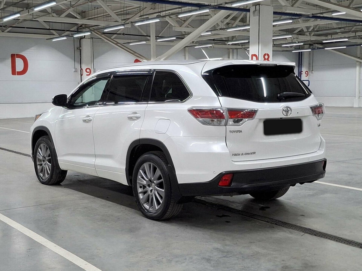 Toyota Highlander с пробегом — 2014 год. Фото: #6