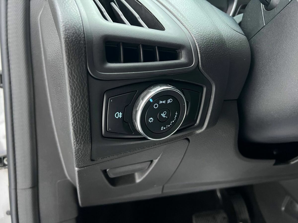 Ford Focus с пробегом — 2014 год. Фото: #14
