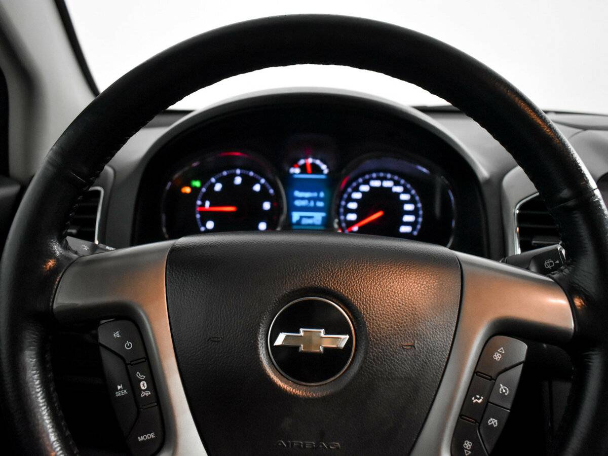 Chevrolet Captiva с пробегом — 2013 год. Фото: #15