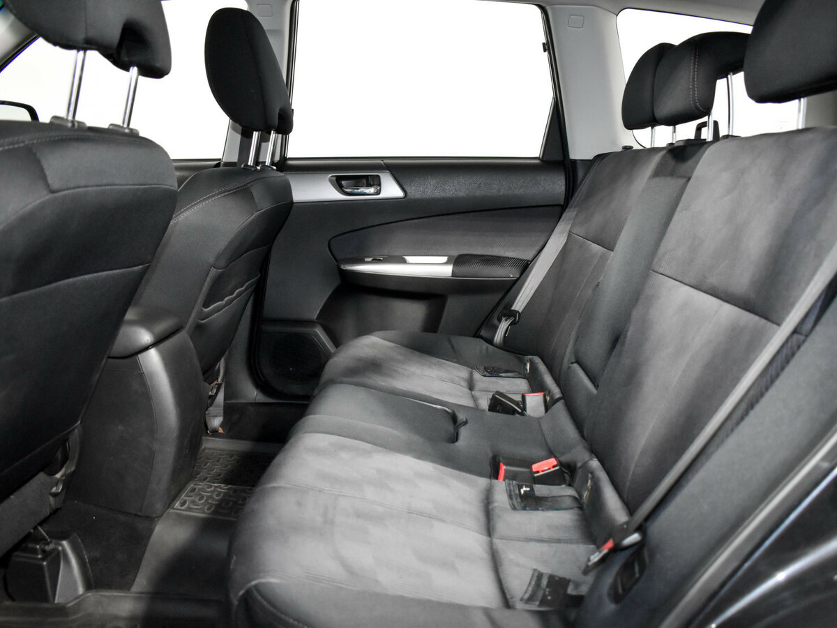 Subaru Forester с пробегом — 2008 год. Фото: #9