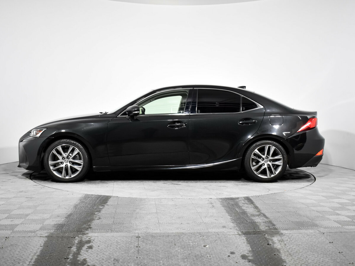 Lexus IS с пробегом — 2019 год. Фото: #7