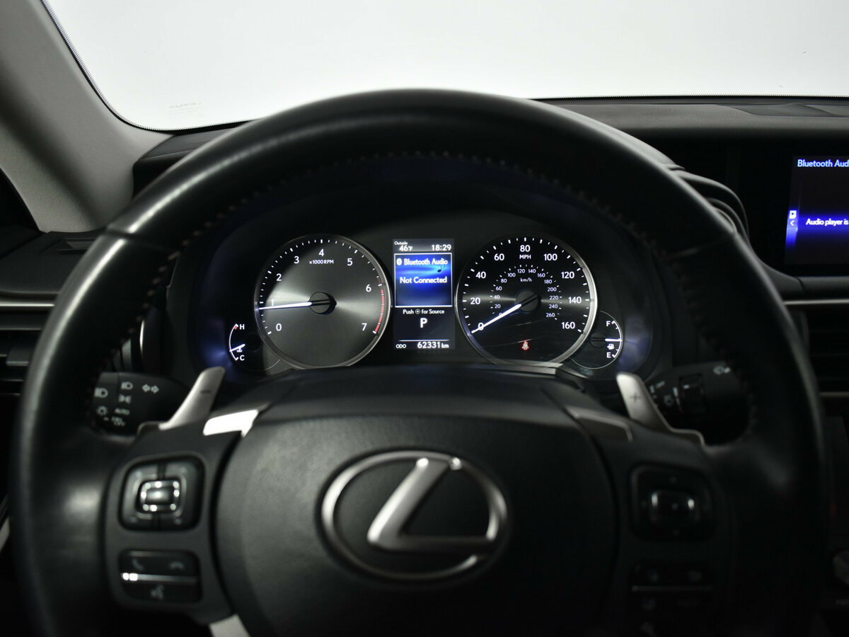 Lexus IS с пробегом — 2019 год. Фото: #14