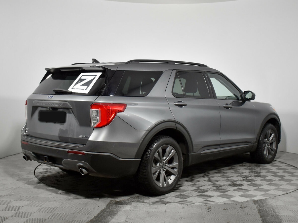 Ford Explorer с пробегом — 2021 год. Фото: #3