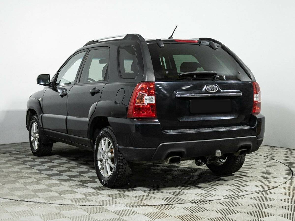 Kia Sportage с пробегом — 2010 год. Фото: #5