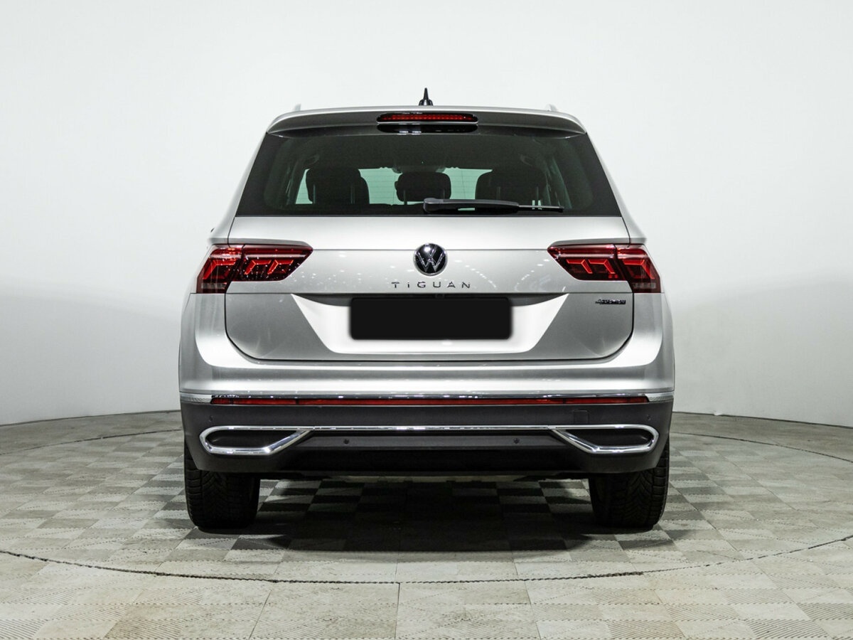 Volkswagen Tiguan с пробегом — 2021 год. Фото: #5