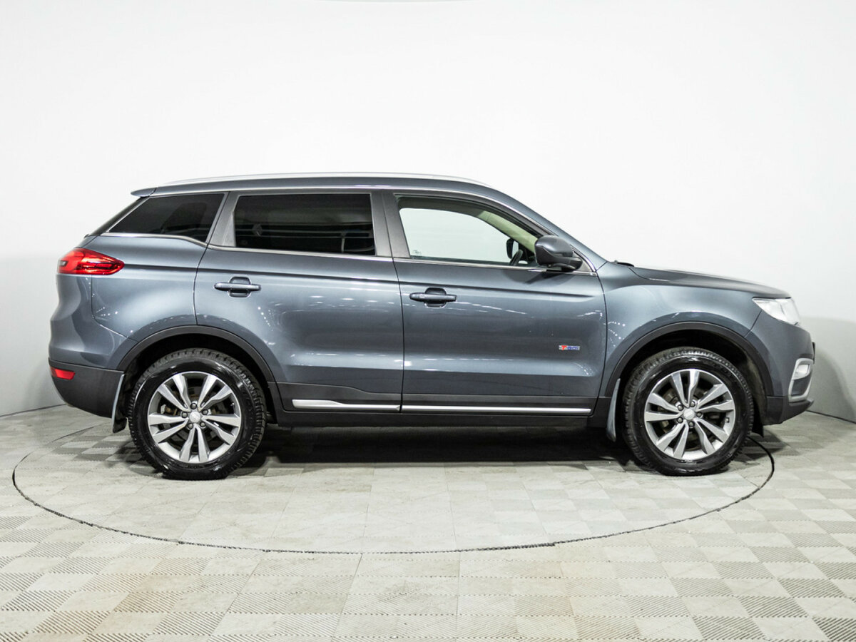 Geely Atlas с пробегом — 2021 год. Фото: #3