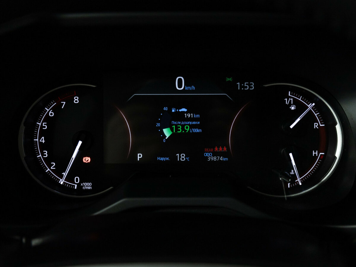 Toyota RAV4 с пробегом — 2021 год. Фото: #11