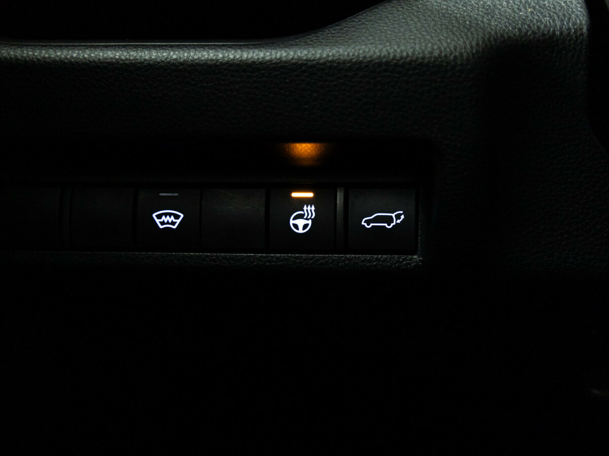 Toyota RAV4 с пробегом — 2021 год. Фото: #15