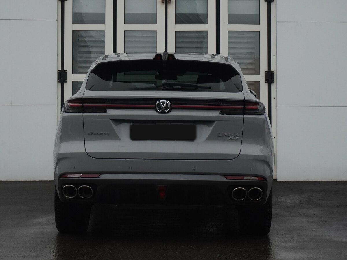 Changan UNI-K с пробегом — 2024 год. Фото: #3