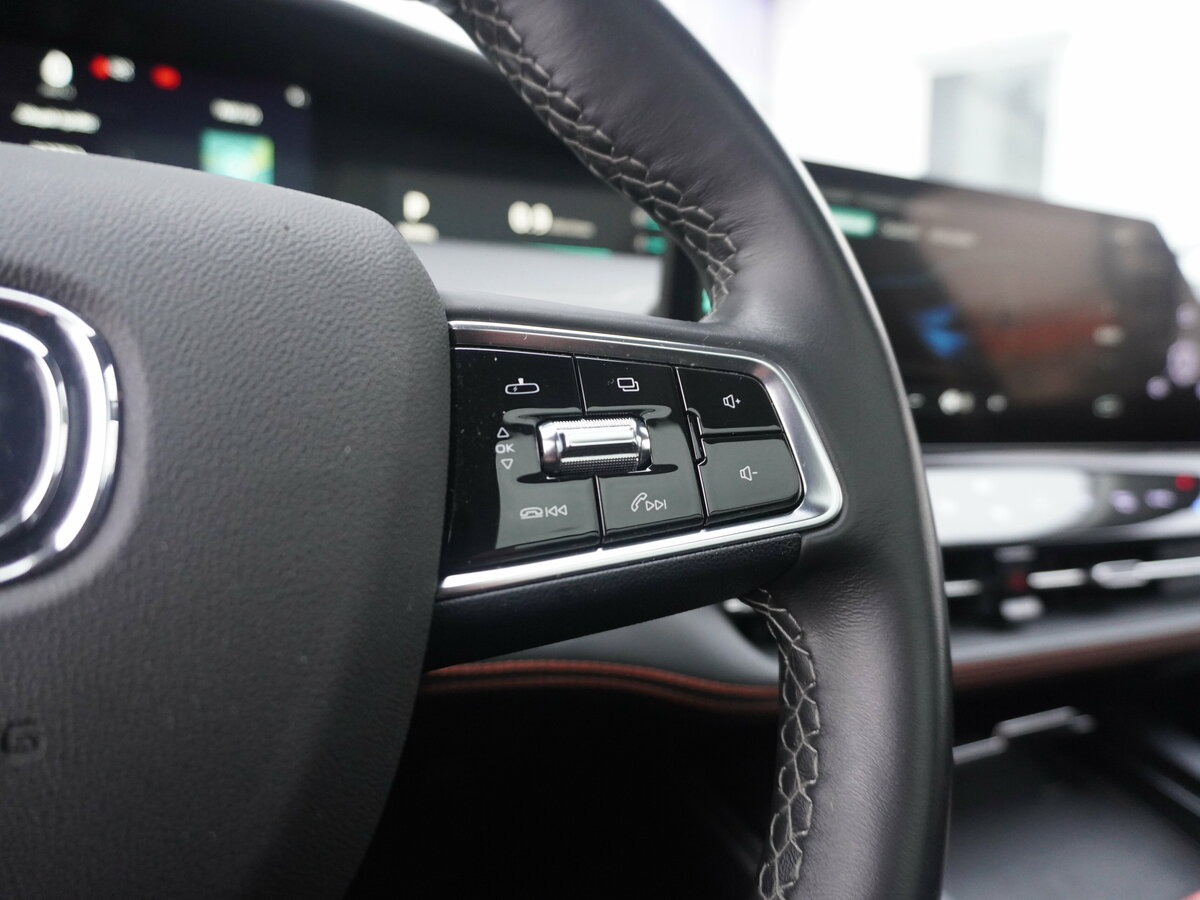 Changan UNI-K с пробегом — 2024 год. Фото: #13