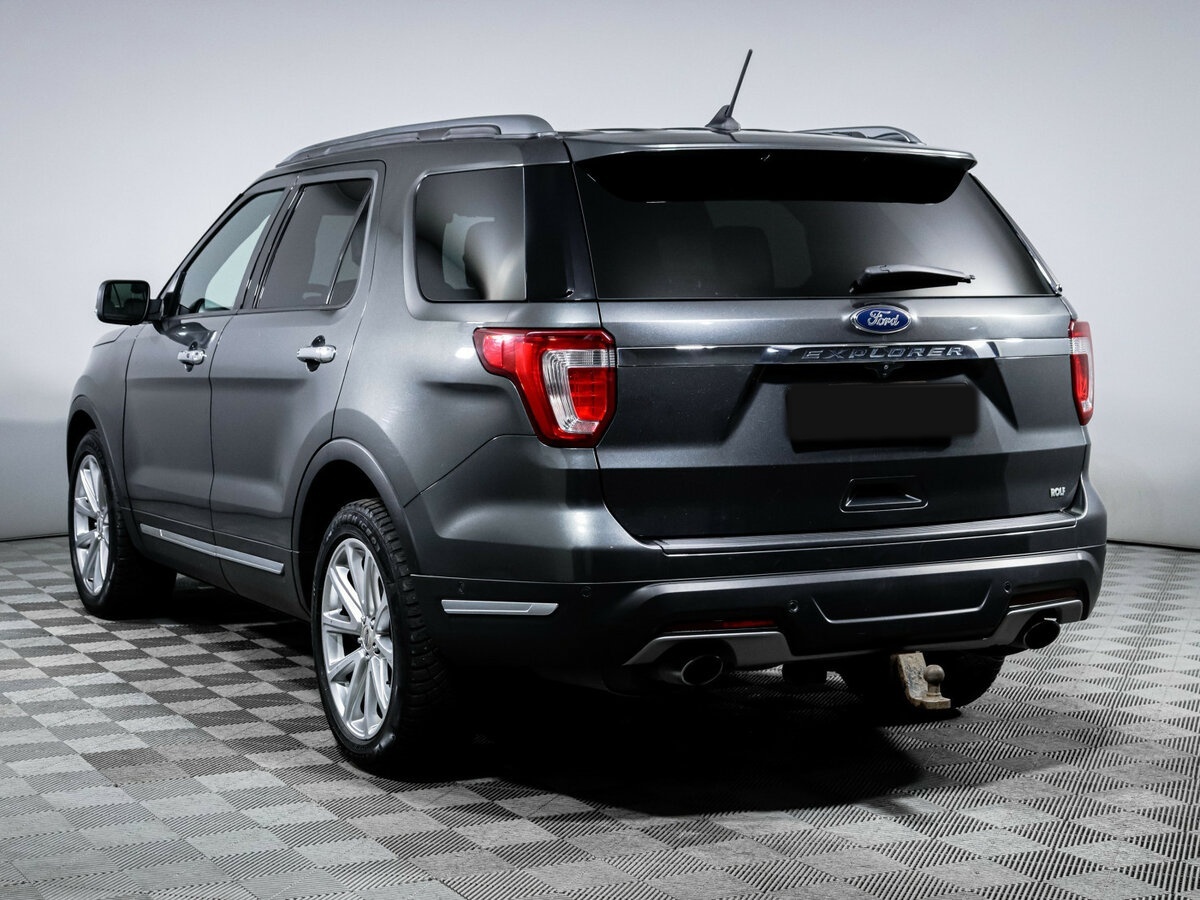 Ford Explorer с пробегом — 2019 год. Фото: #6