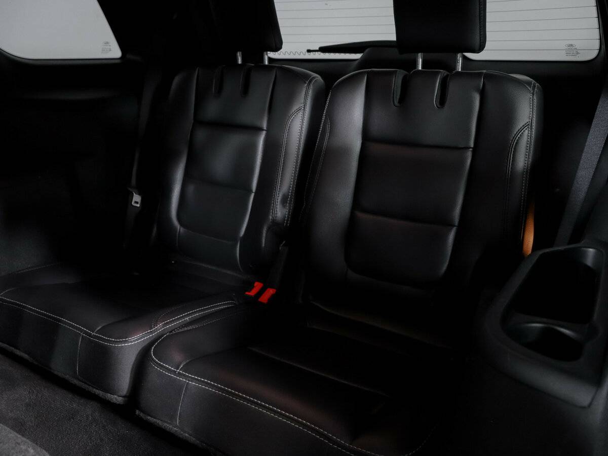 Ford Explorer с пробегом — 2019 год. Фото: #15
