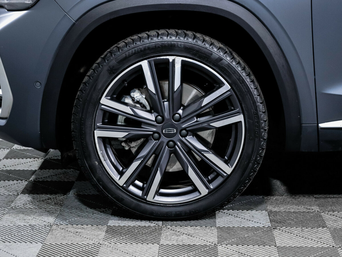 Geely Monjaro с пробегом — 2024 год. Фото: #14