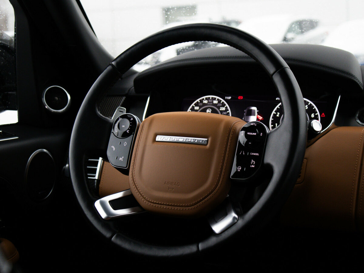 Land Rover Range Rover с пробегом — 2021 год. Фото: #11