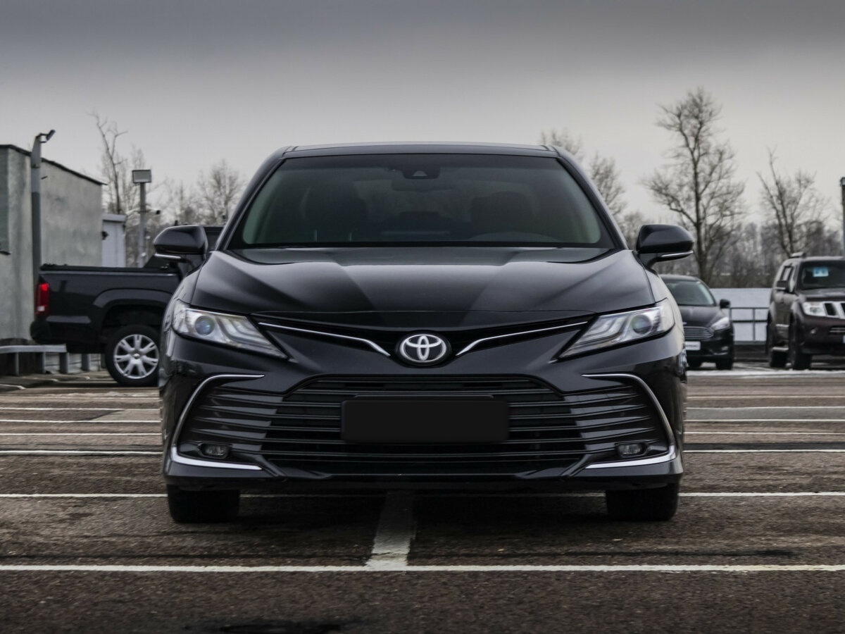 Toyota Camry с пробегом — 2023 год. Фото: #1