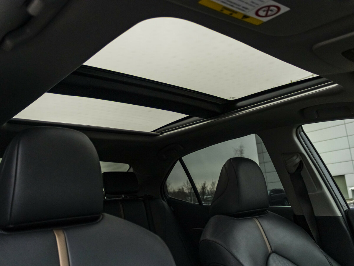 Toyota Camry с пробегом — 2023 год. Фото: #18