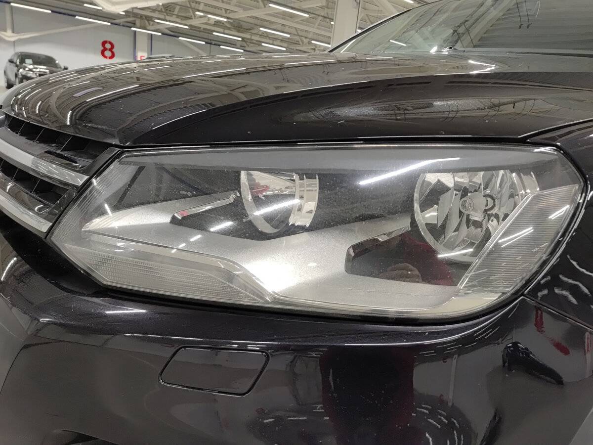 Volkswagen Touareg с пробегом — 2011 год. Фото: #16