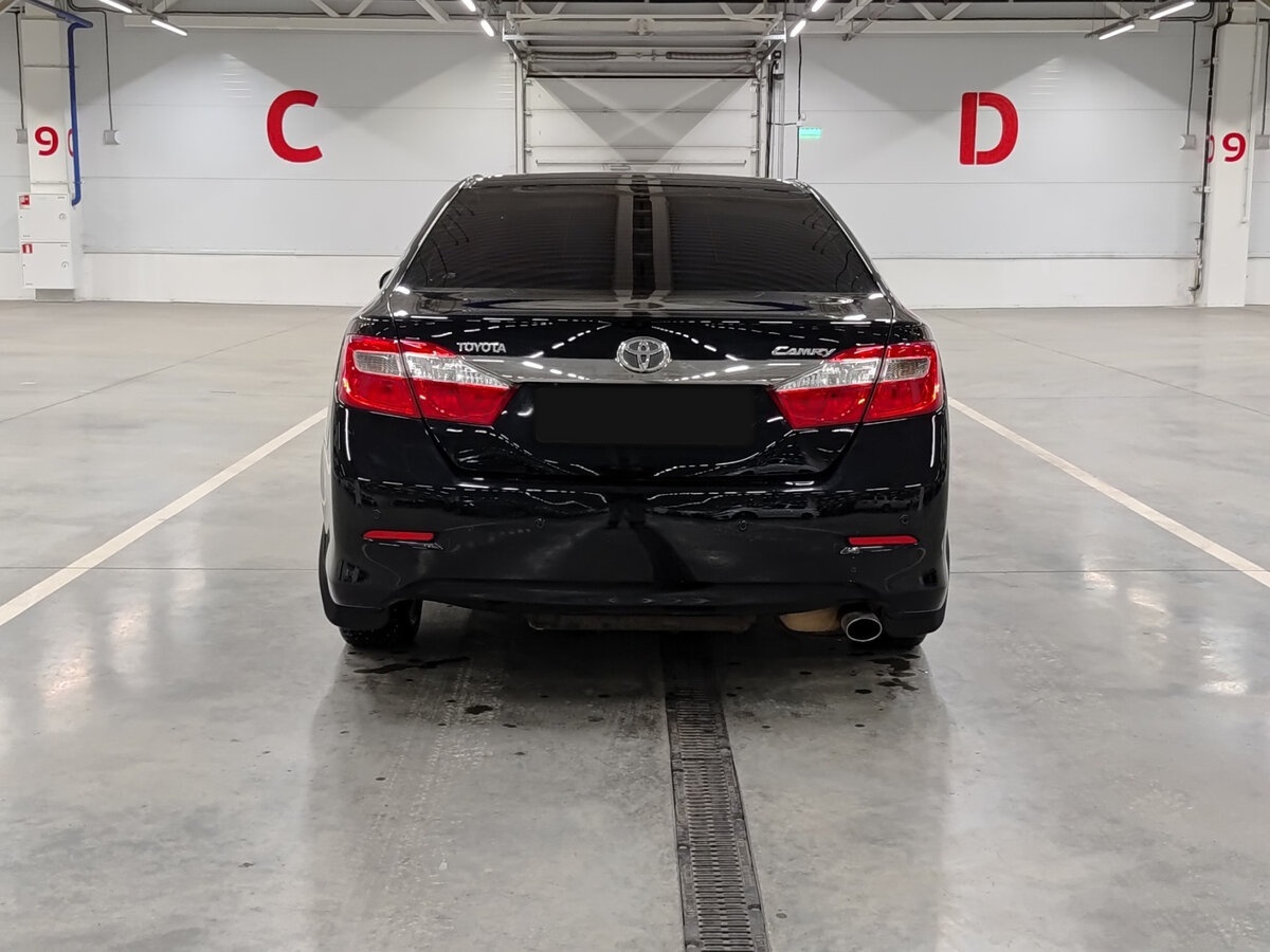 Toyota Camry с пробегом — 2014 год. Фото: #5